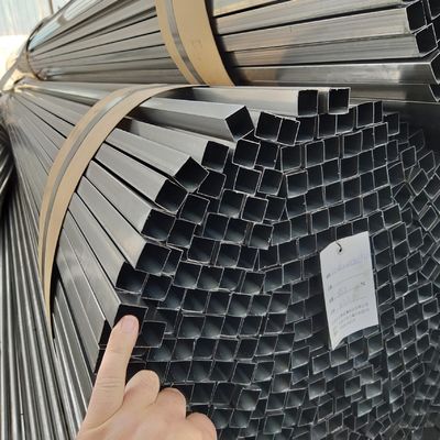 Customized API 5L X70 Black Carbon Seamless Steel Pipe for Line Pipe and Customized